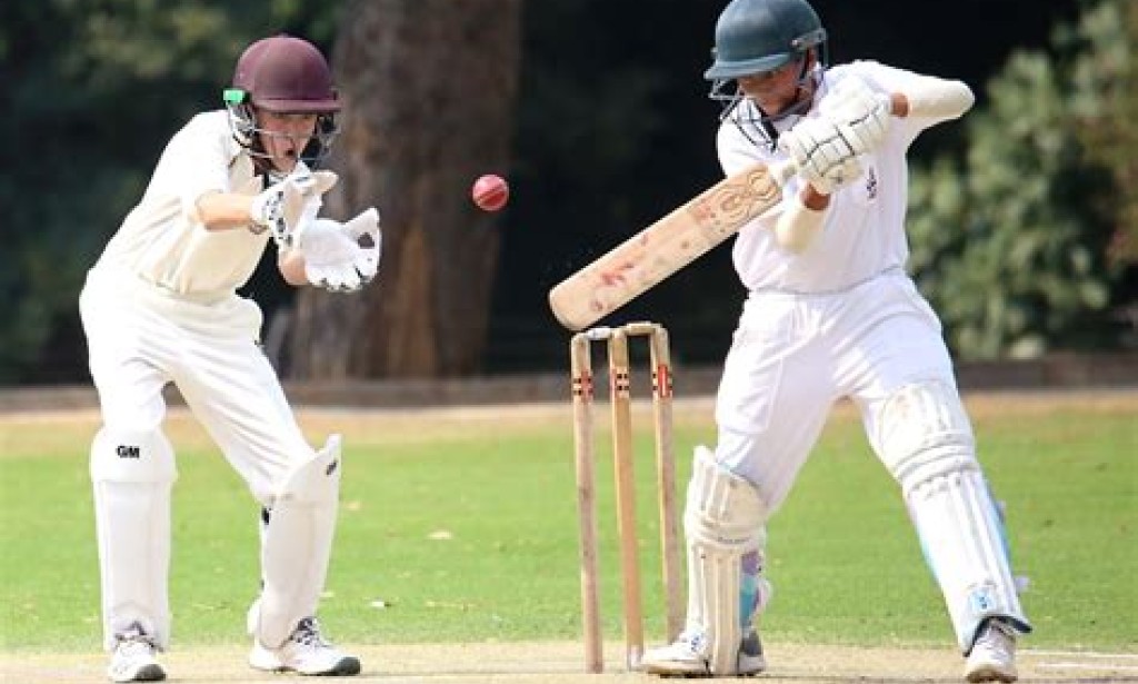 IPL Auction Shocker: James Anderson Goes Unsold While Jacob Bethell and Sam Curran Shine for England